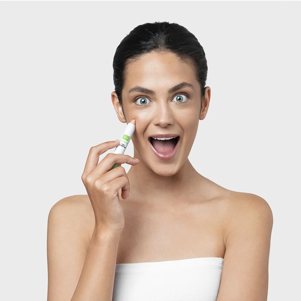 Acniover Stick Corrector Martiderm 4