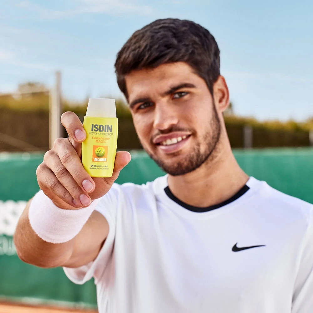 Fotoprotector Isdin Fusion Water Magic Alcaraz 50ml 2